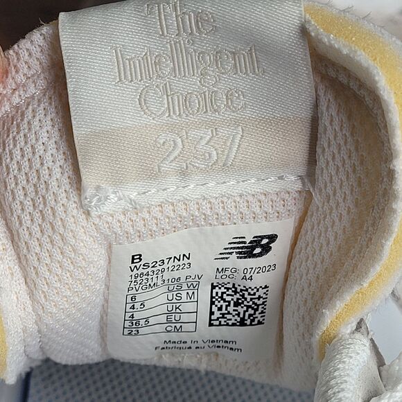 New Balance 237 WS237NN Womens Sneakers Casual Shoes Size 6 Gray Beige Suede New - Picture 2 of 8